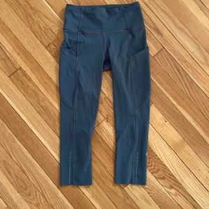 Lululemon Fast & Free Crop II *Nulux 19* Grey Sage size 4